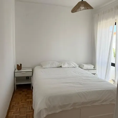 Cool Cats House * Ferrel (Leiria)